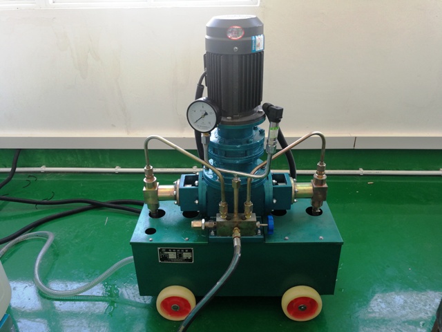 2D-SY型立式电动试压泵图片1